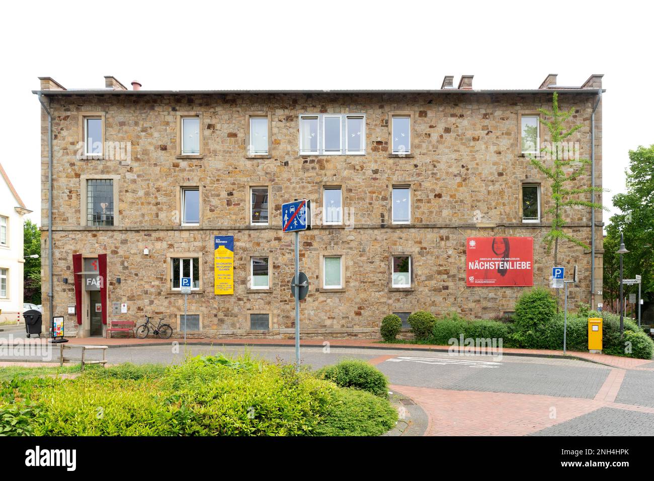 Ancienne usine de miel, ancienne usine de vapeur avec scierie et forge, plus tard usine de miel d'art, aujourd'hui Caritas centre d'éducation familiale et Ibbenbueren art Banque D'Images