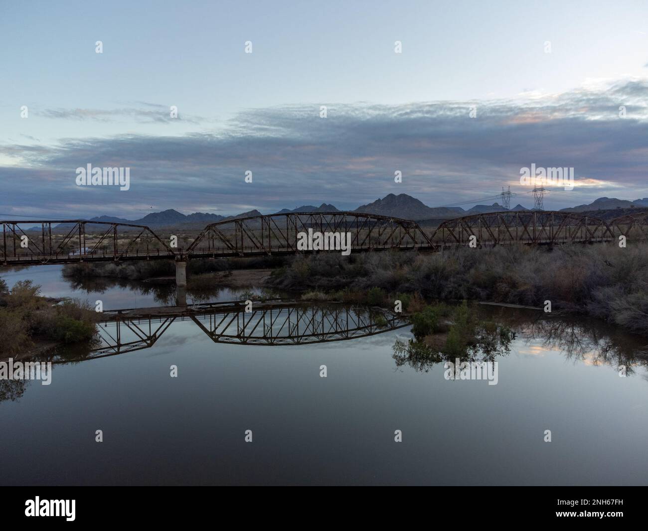 Pont du barrage Gillespie, rivière Gpanning Gila Banque D'Images