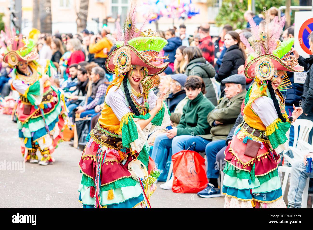 Badajoz, Espagne, dimanche. 19 février 2023. Défilez dans les rues de Badajoz, groupe appelé la movida zingara Banque D'Images
