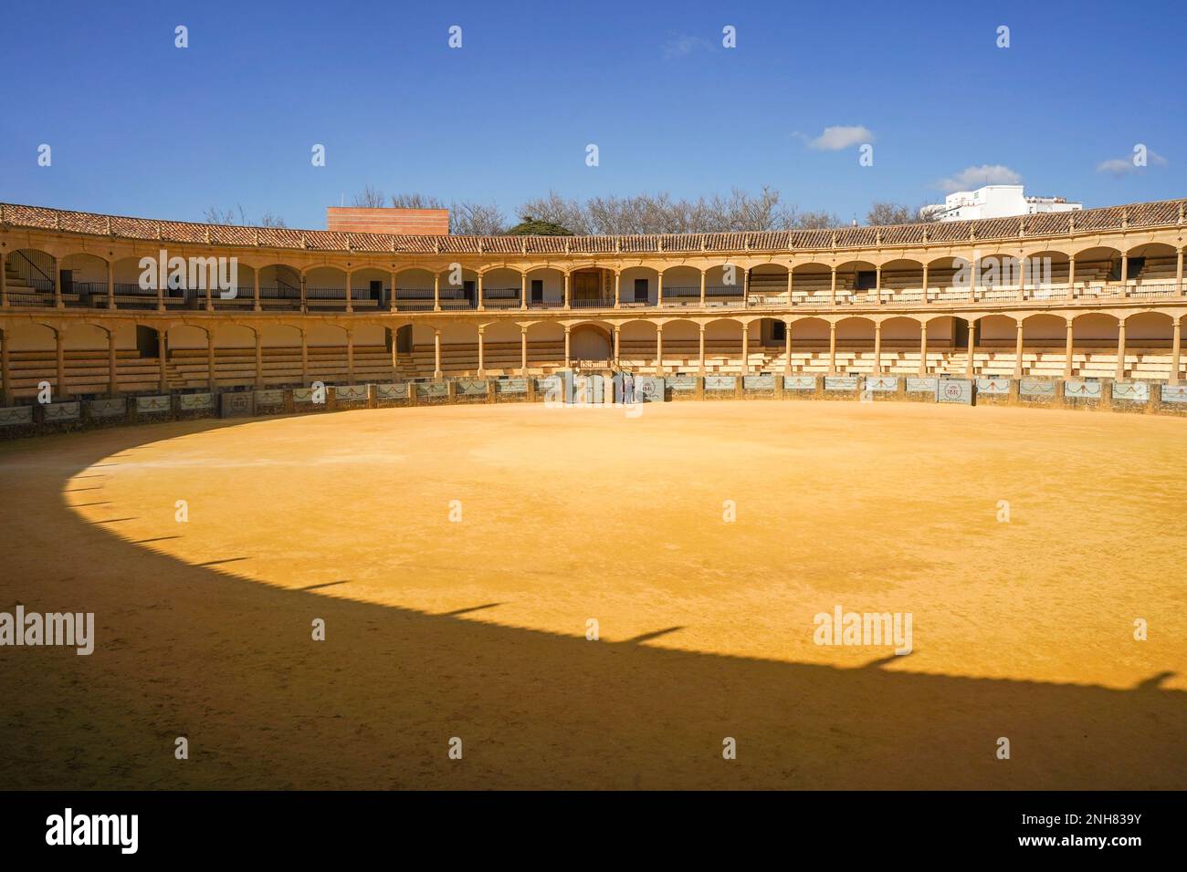 Ronda Bullring, intérieur de l'un des plus anciens arènes d'Espagne, Ronda, Andalousie, Espagne. Banque D'Images