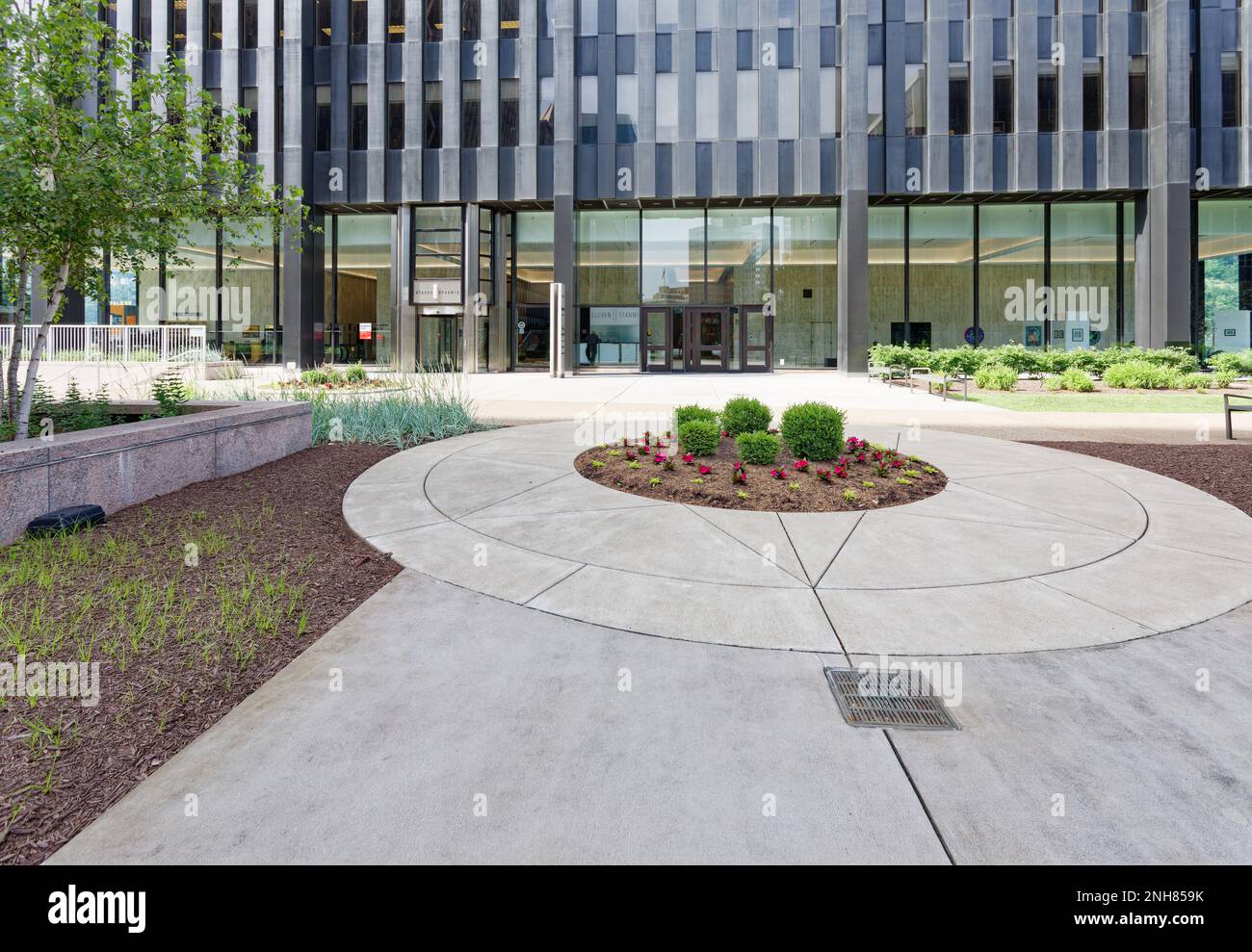 Centre-ville de Pittsburgh : 11, rue Stanwix fait partie d'un site paysagé entre le boulevard fort Pitt et le boulevard des alliés. Banque D'Images