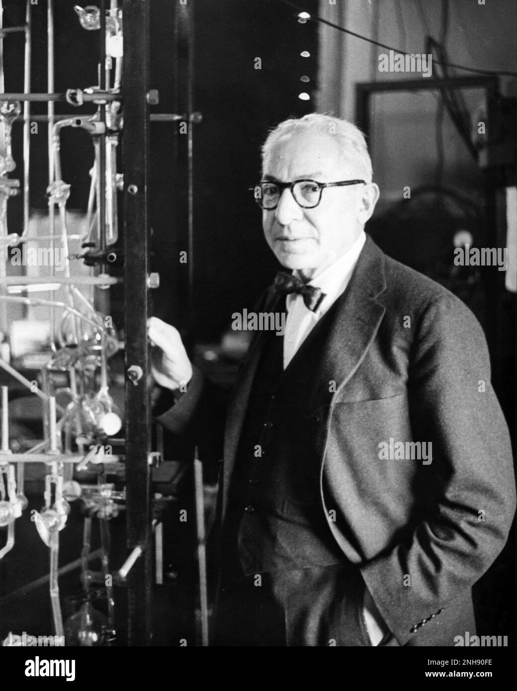 Isidor Isaac Rabi (1898-1988), physicien américain. Rabi a remporté le prix Nobel de physique en 1944 pour sa découverte de la résonance magnétique nucléaire, utilisée dans l'imagerie par résonance magnétique. Banque D'Images