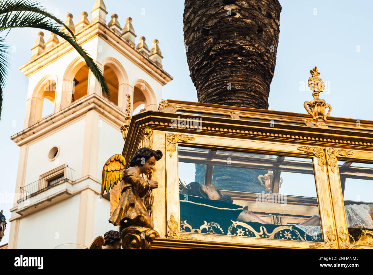 Procession de Pâques à Badajoz et notre Seigneur Jésus-Christ en repos (ou couché) Banque D'Images