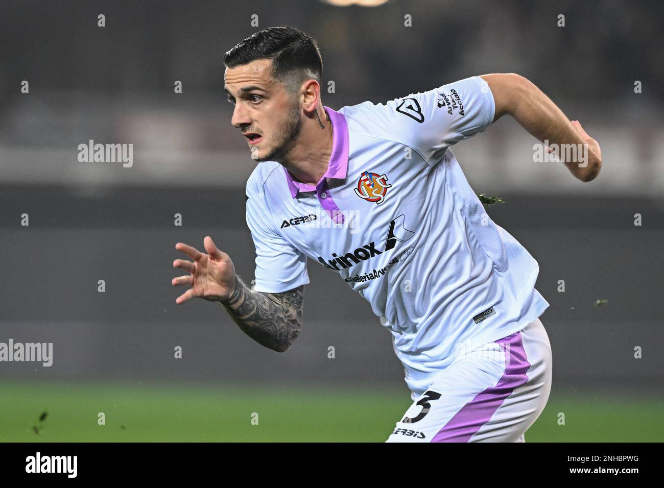 Turin, Italie. 20th févr. 2023. Olimpic Stadium Grande Torino, 20.02.23 Emanuele Valeri (3 Cremonese) pendant la série A match Torino FC v US Cremonese au stade Olimpic Grande Torino à Torino, Italie Soccer (Cristiano Mazzi/SPP) Credit: SPP Sport Press photo. /Alamy Live News Banque D'Images