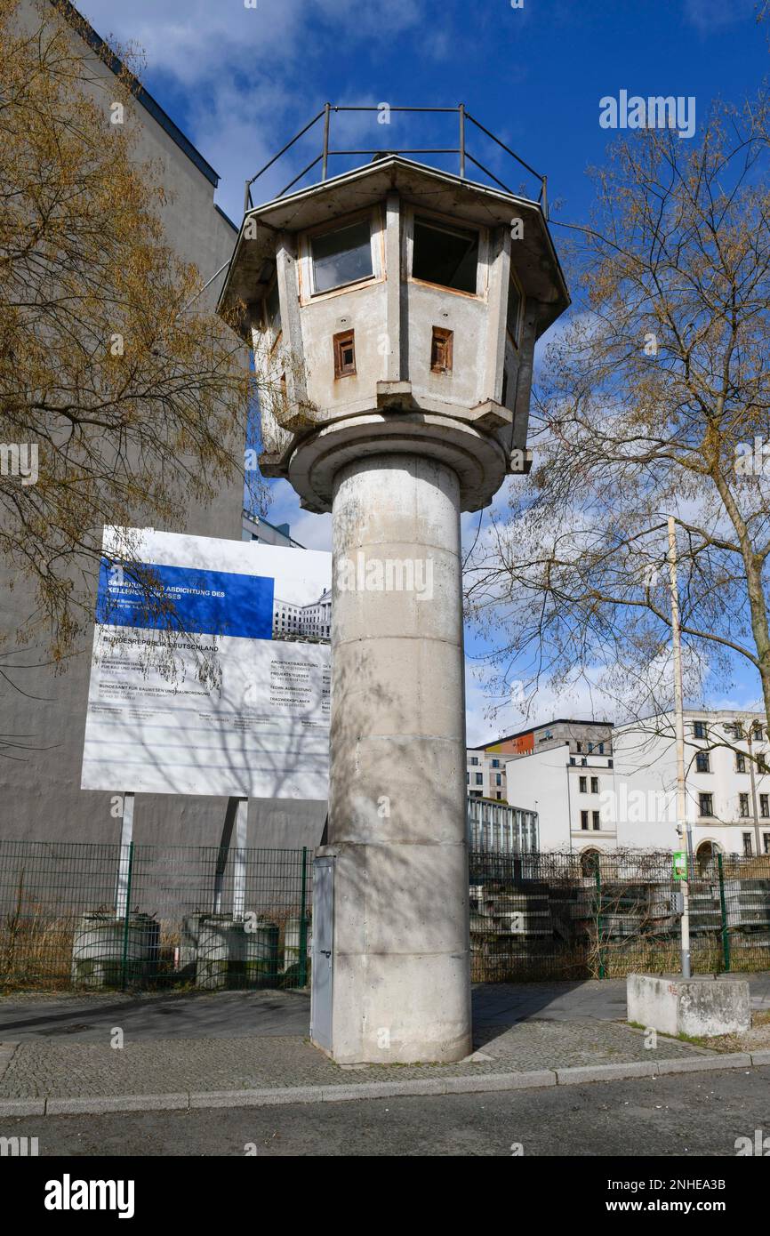 Tour de guet GDR, Erna-Berger-Strasse, Potsdamer Platz, Tiergarten, Berlin, Allemagne Banque D'Images