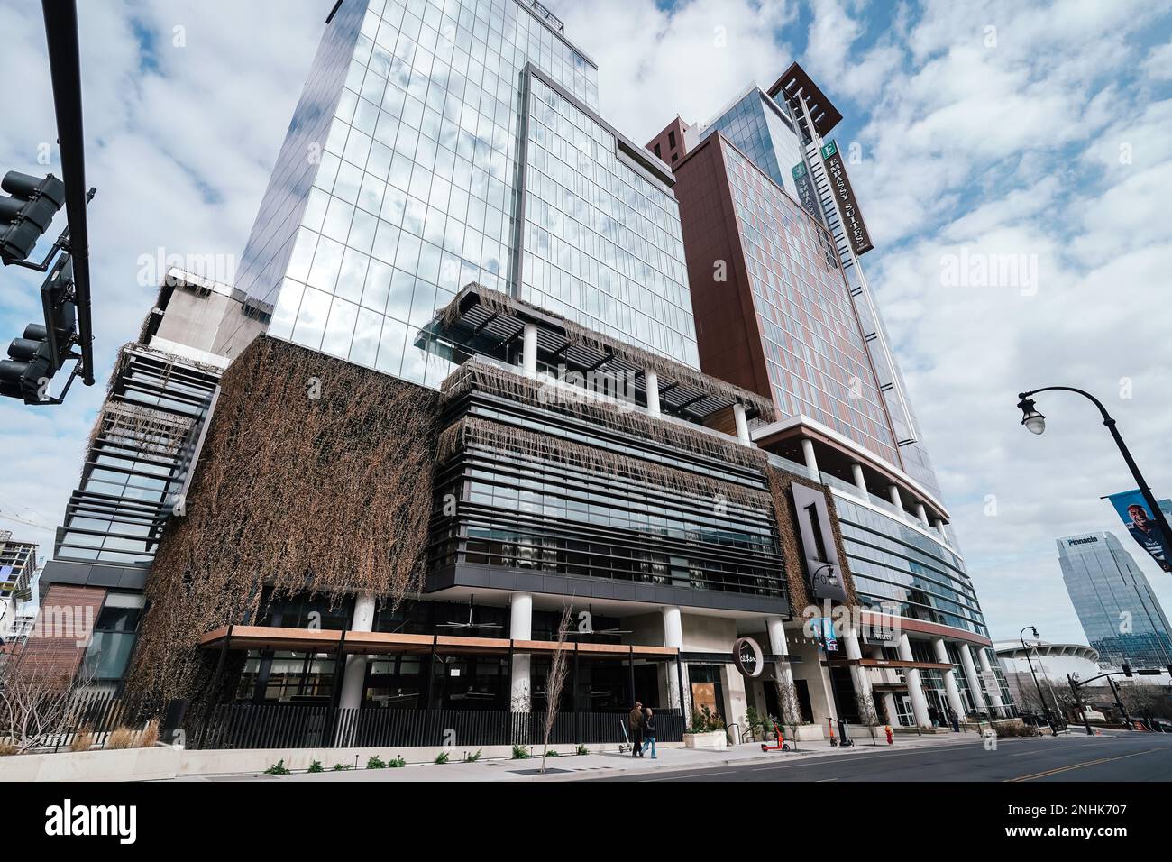 Le 1 Hotel Nashville est un hôtel de luxe durable acceptant les animaux situé dans le centre-ville de Nashville, Tennessee Banque D'Images