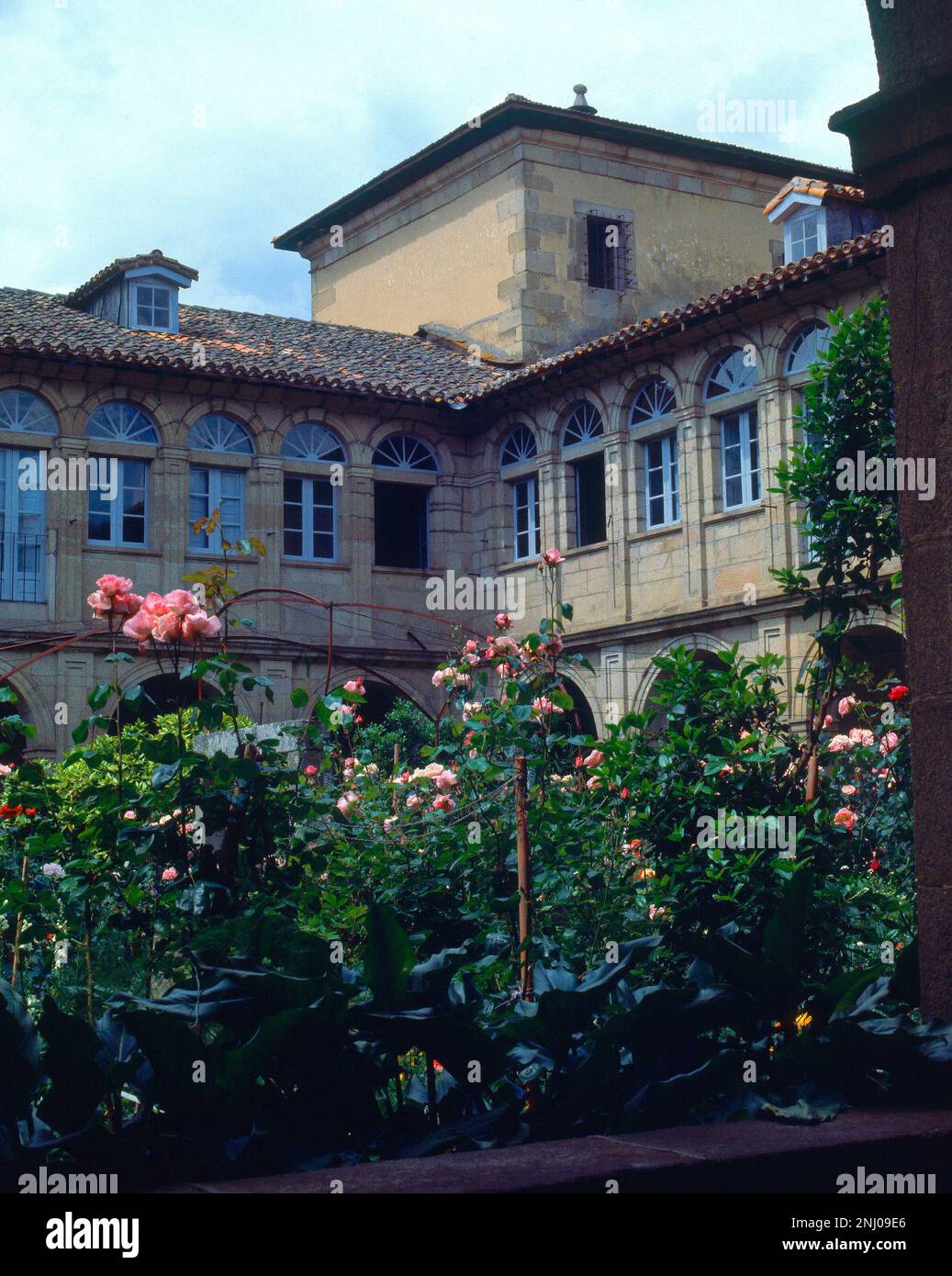 CLAUSTRO. LIEU: CONVENTO DE LAS CLARISAS / MUSEO DE ARTE SACRO. MONFORTE DE LEMOS. LUGO. ESPAGNE. Banque D'Images