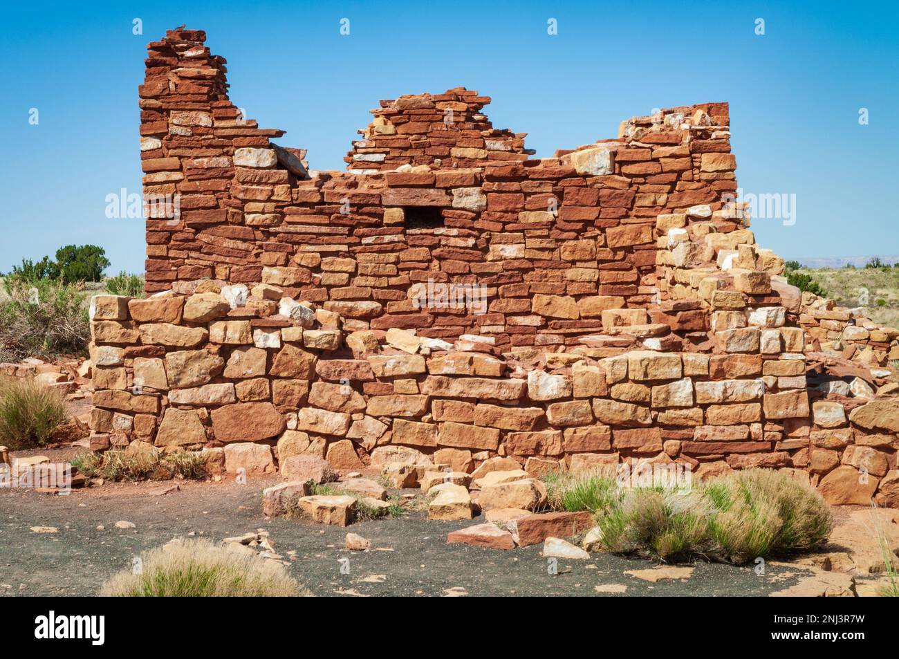 Ruines Anasazi lors d'une brillante journée ensoleillée d'été, monument national de Wupatki Banque D'Images