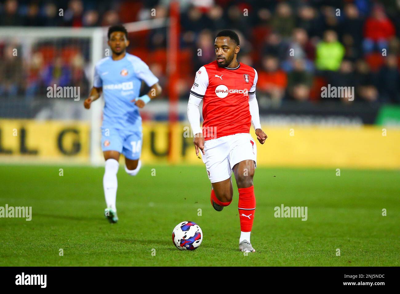 AESSEAL New York Stadium, Rotherham, Angleterre - 21st février 2023 Tariqe Fosu (7) de Rotherham United - pendant le match Rotherham v Sunderland, Sky Bet Championship, 2022/23, AESSEAL New York Stadium, Rotherham, Angleterre - 21st février 2023 Credit: Arthur Haigh/WhiteRosePhotos/Alay Live News Banque D'Images