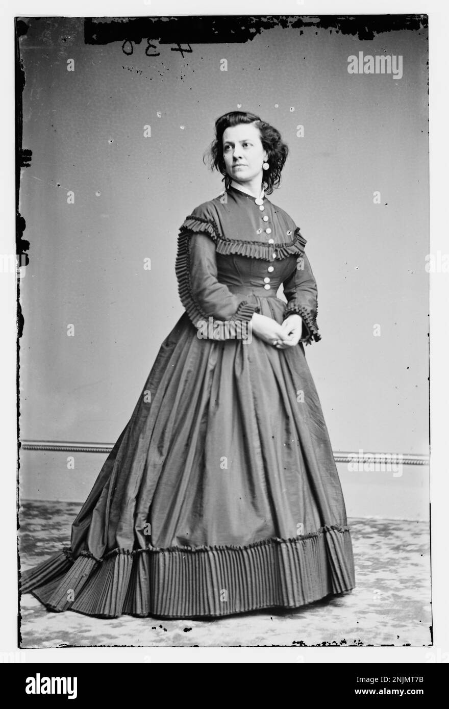 Portrait de Pauline Cushman, actrice américaine et espionne de l'Union pendant la guerre de Sécession. Cette image fait partie de la collection Brady-Handy à la Bibliothèque du Congrès. Banque D'Images
