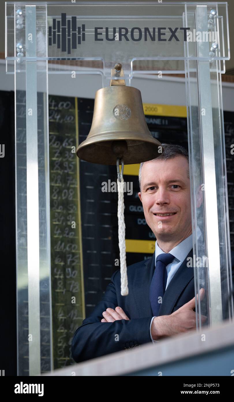 Bruxelles, Belgique, le 22 février 2023. Le nouveau PDG d'Euronext Brussels Benoit van den Hove pose pour le photographe à Bruxelles, mercredi 22 février 2023. Le Conseil de surveillance d'Euronext N.V. proposera la nomination de Van den Hove au poste de PDG et Président d'Euronext Bruxelles et membre du Directoire d'Euronext N.V., lors de l'Assemblée générale annuelle d'Euronext le 17 mai 2023. Alors qu'il atteindra l'âge de la retraite en décembre 2023, Van Dessel prendra sa retraite en tant que PDG d'Euronext Bruxelles le 1 juillet 2023 et en tant que Président d'Euronext Bruxelles le 1 décembre 2023. BELGA PHOTO BENOIT DOPPAGNE Banque D'Images