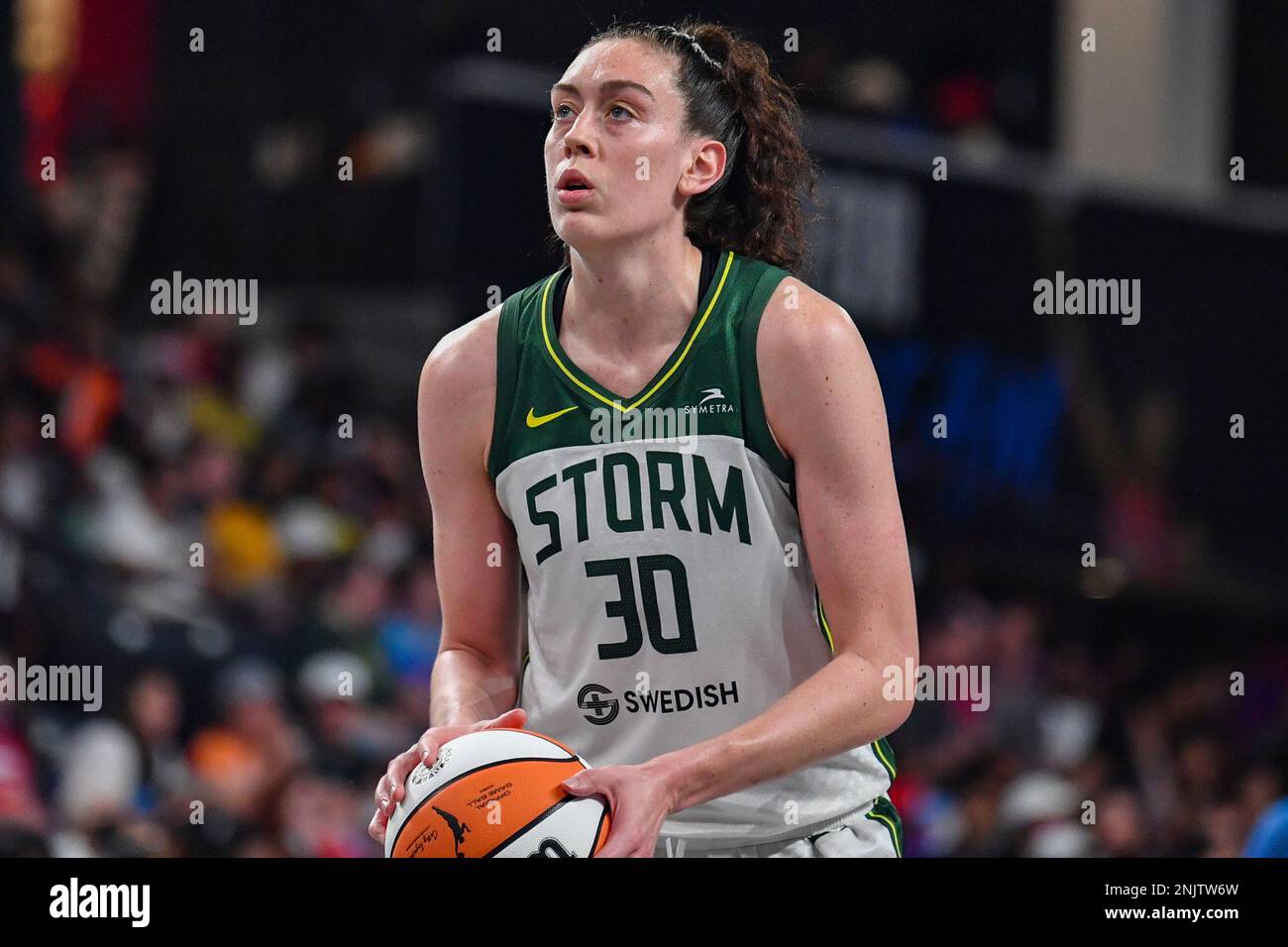 COLLEGE PARK, GA – JULY 03: Seattle forward Breanna Stewart (30) shoots a free throw during the WNBA game between the Seattle Storm and the Atlanta Dream on July 3rd, 2022 at Gateway Center Arena in College Park, GA. (Photo by Rich von Biberstein/Icon Sportswire) (Icon Sportswire via AP Images) Banque D'Images