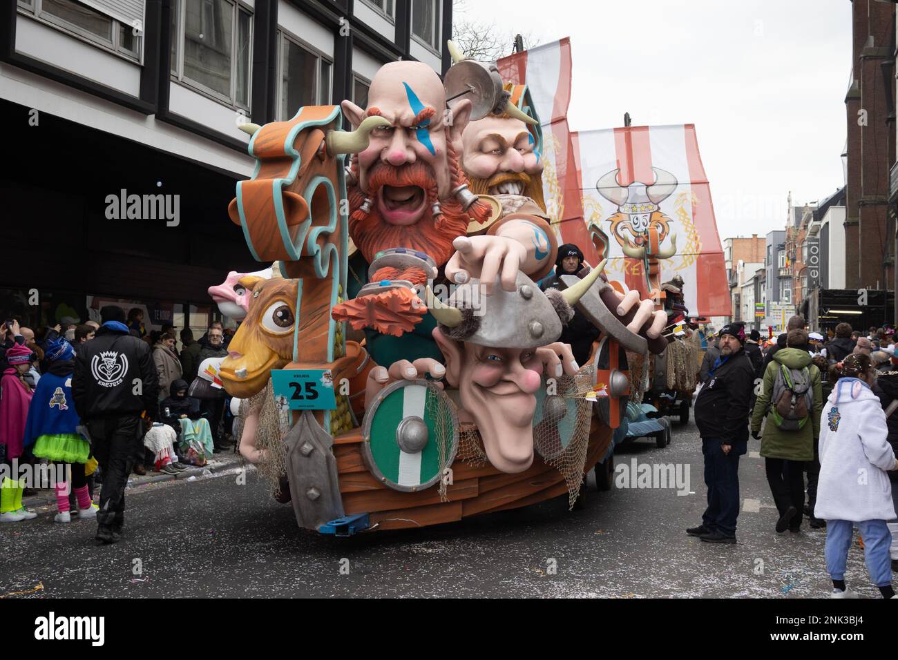 AALST, BELGIQUE, 19 FÉVRIER 2023 le carnaval sur le thème des Vikings