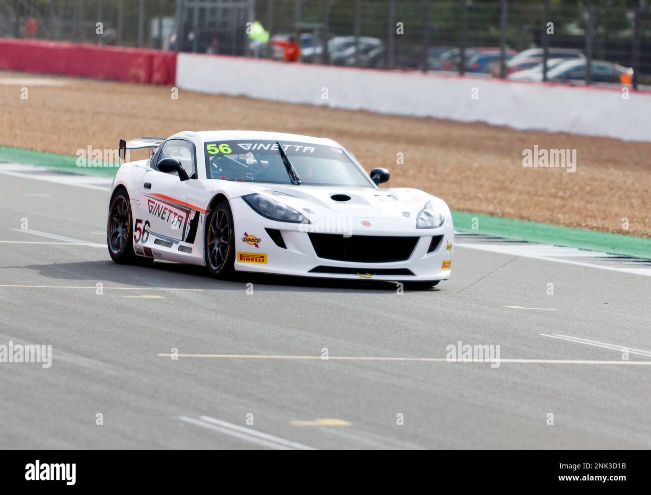 Le 2022 de l'équipe LNT, Ginetta G56 GT4, piloté par Freddie Tomlinson, participe au défi classique Silverstone Masters GT4 Banque D'Images