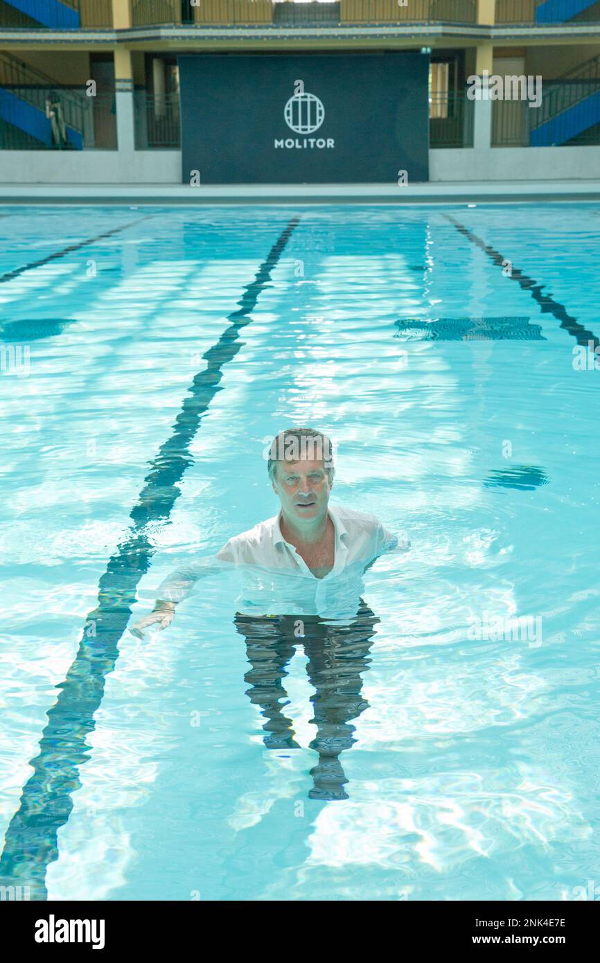 INAUGURATION DE LA PISCINE MOLITOR À PARIS SÉBASTIEN BAZIN PRÉSIDENT ACCOR DE LA PISCINE Banque D'Images