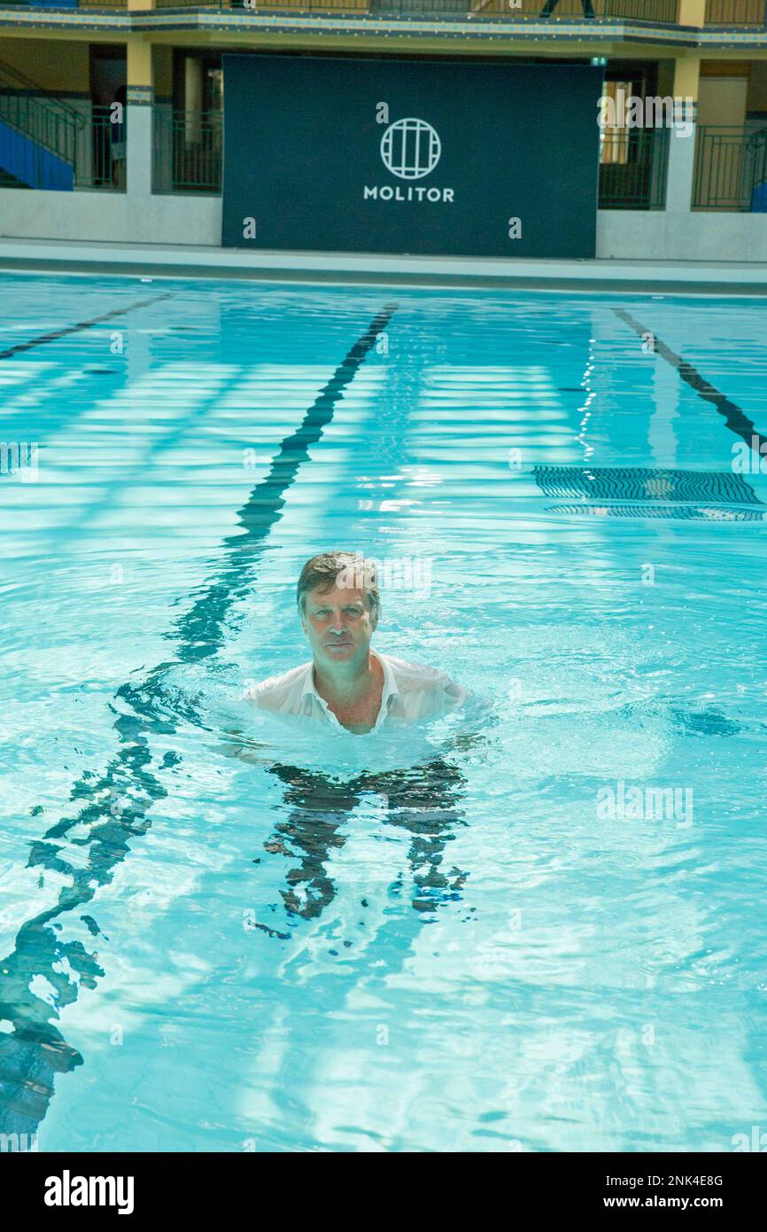 INAUGURATION DE LA PISCINE MOLITOR À PARIS SÉBASTIEN BAZIN PRÉSIDENT ACCOR DE LA PISCINE Banque D'Images