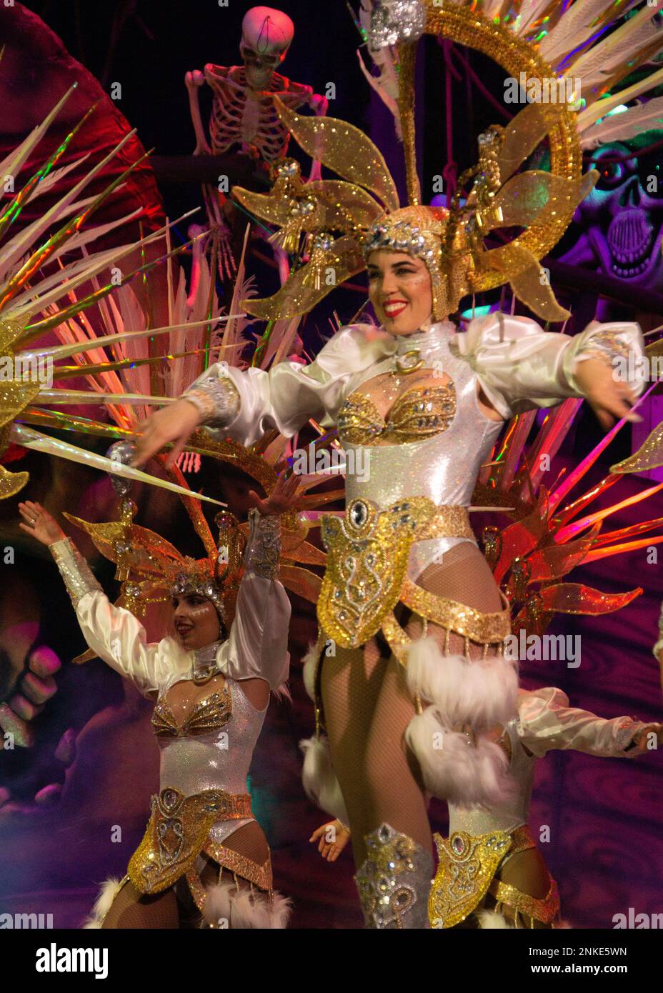 Puerto del Carmen, Lanzarote, Îles Canaries, Espagne. 23rd février 2023. Gran Gala del Carnaval en la Plaza del Varadero. Credit: Cristina Massei/Alamy News Banque D'Images