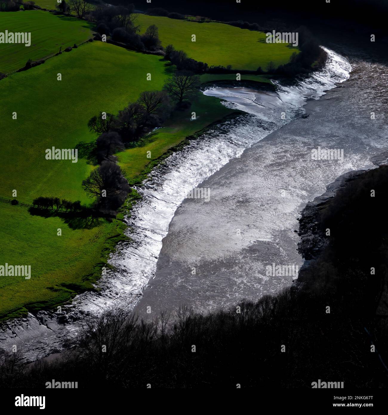Vue tranquille sur la vallée de Wye au pays de Galles Banque D'Images