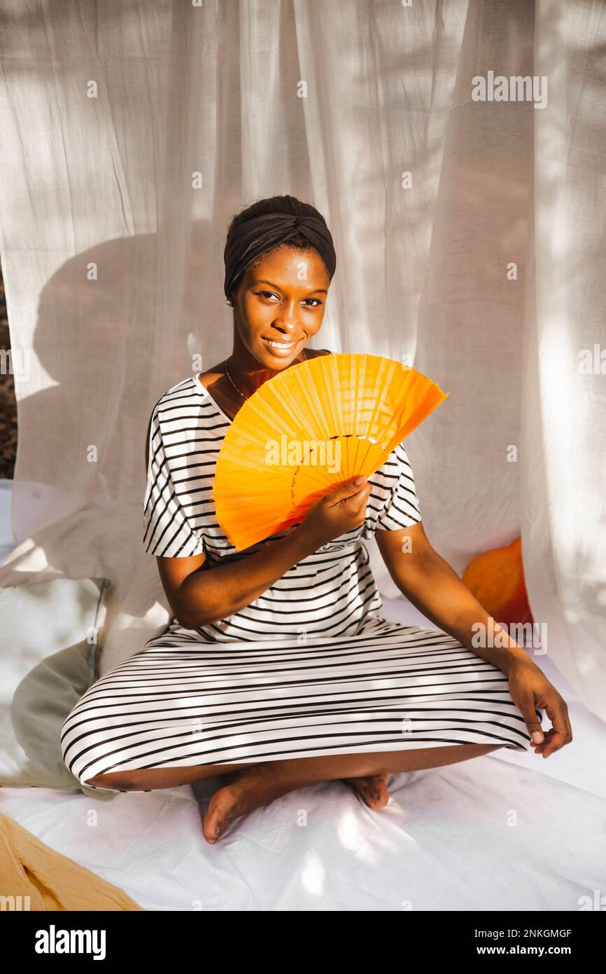 Portrait pregnant african woman Banque de photographies et d'images à haute  résolution - Alamy