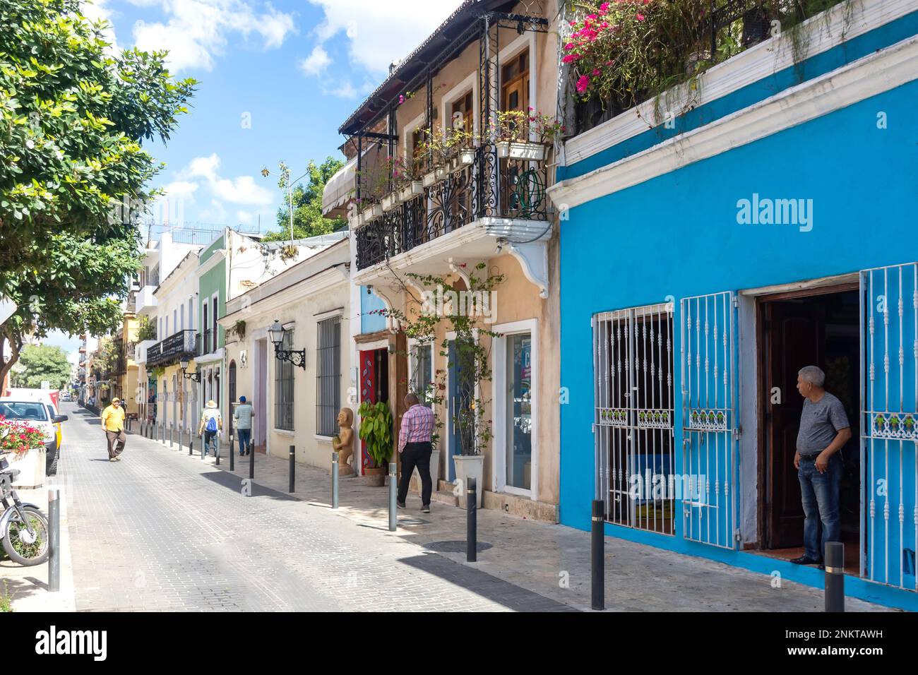 Rue dans la vieille ville, Calle Arzobispo Meriño, Saint-Domingue, République dominicaine, grandes Antilles, Caraïbes Banque D'Images