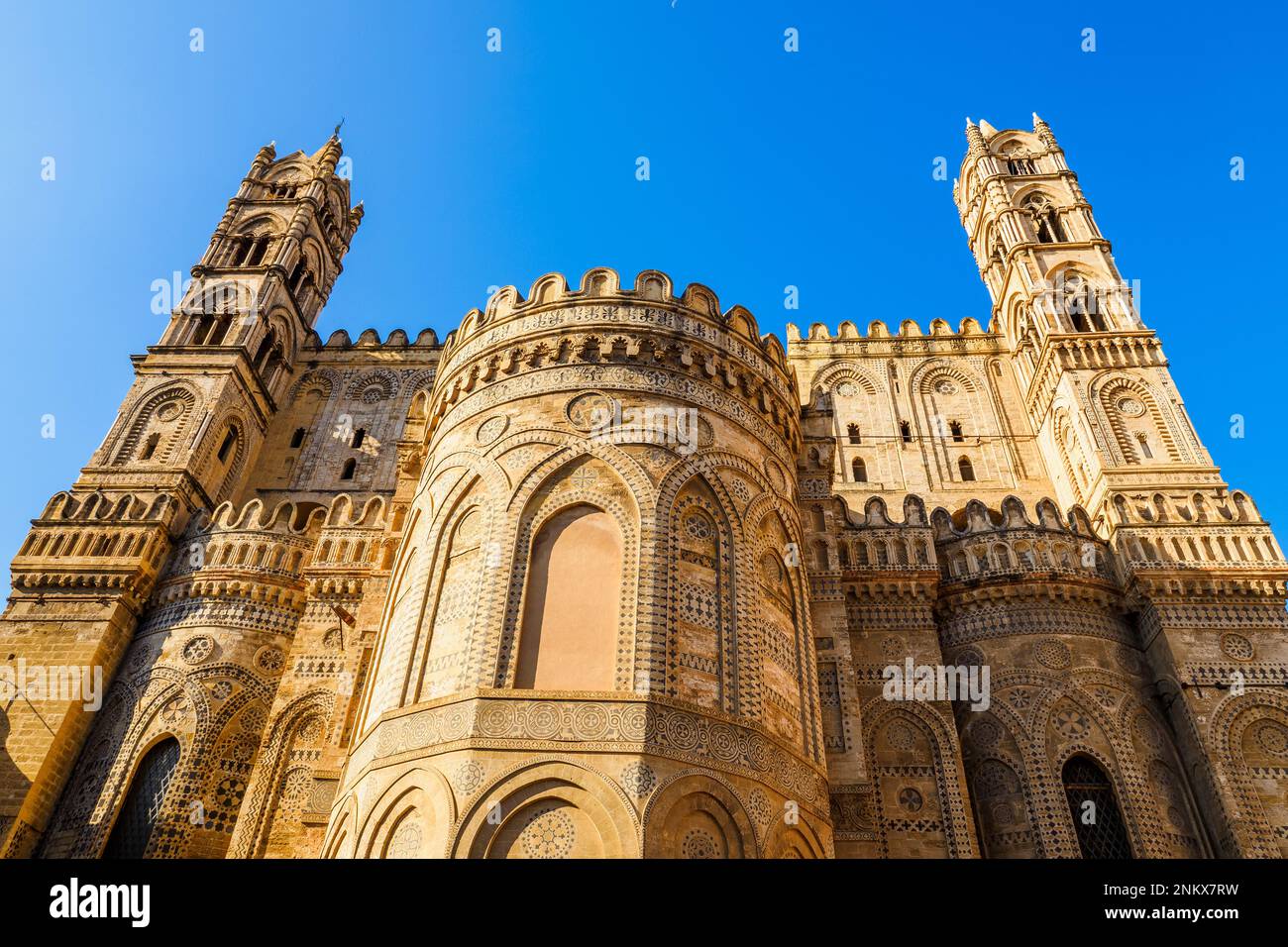 La façade ne de la cathédrale de Palerme - Sicile, Italie Banque D'Images