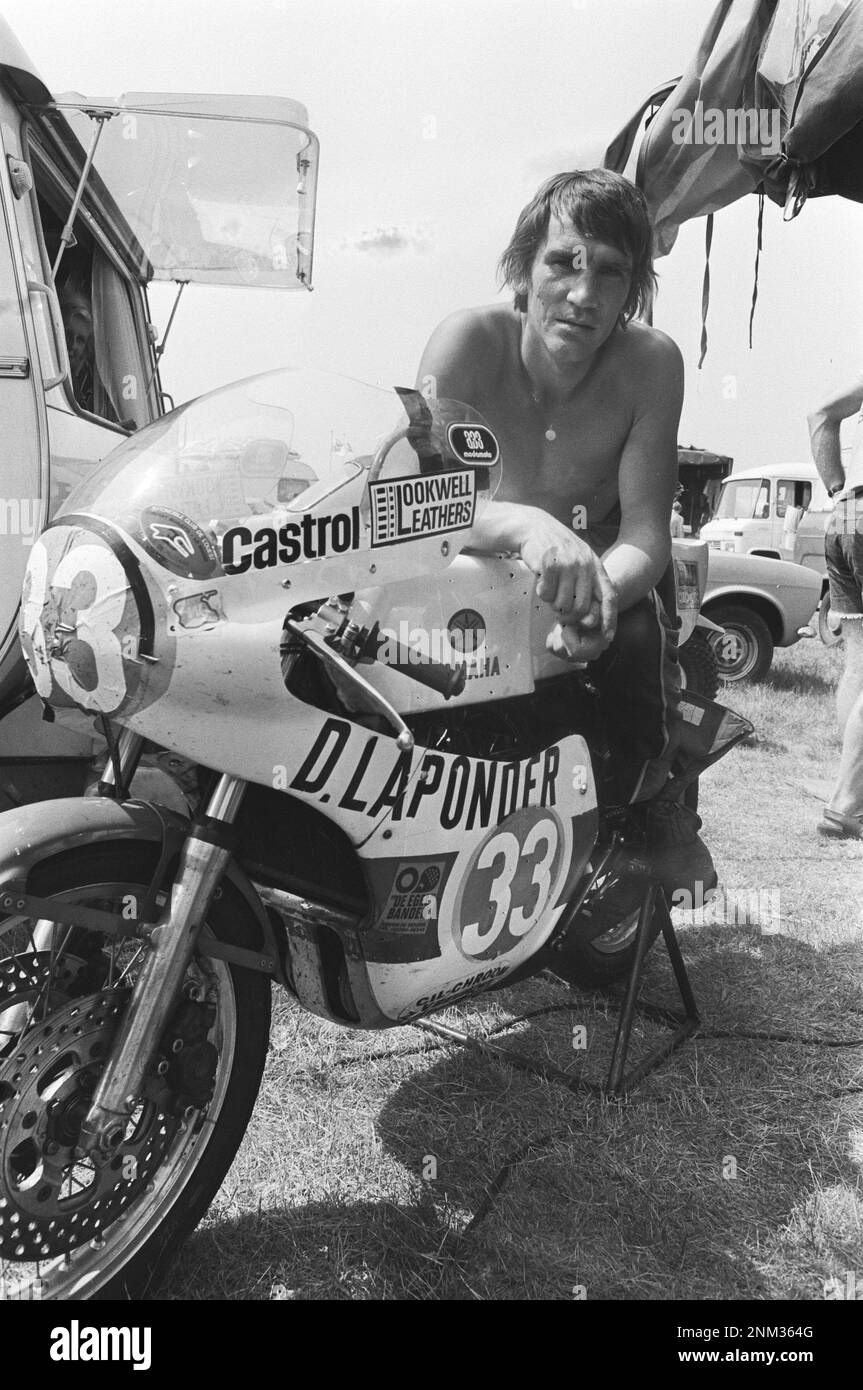 Formation TT Assen, Boet van Dulmen sur sa moto ca. 24 juin 1976 Banque D'Images