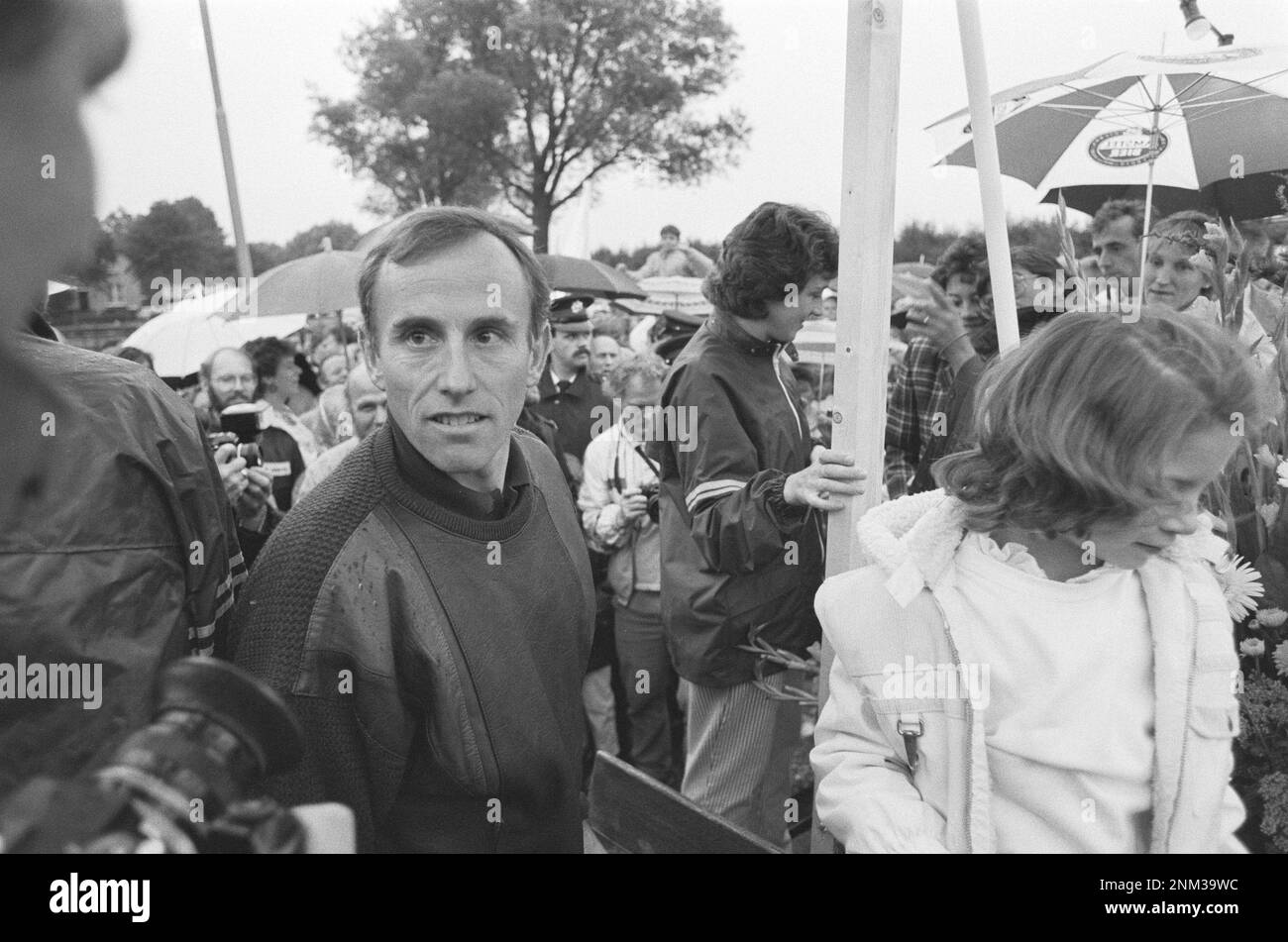 Joop Zoetemelk, cycliste de course, est honoré à Rijpwetering dans le cadre du championnat du monde ca. 1985 Banque D'Images