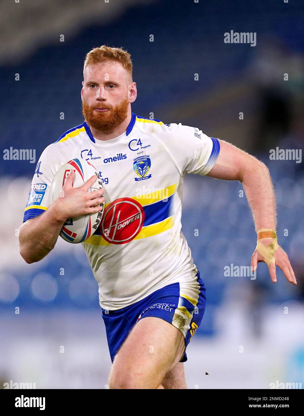 Joe Bullock de Warrington Wolves lors du match de la Super League de Betfred au stade John Smith, Huddersfield. Date de la photo: Vendredi 24 février 2023. Banque D'Images