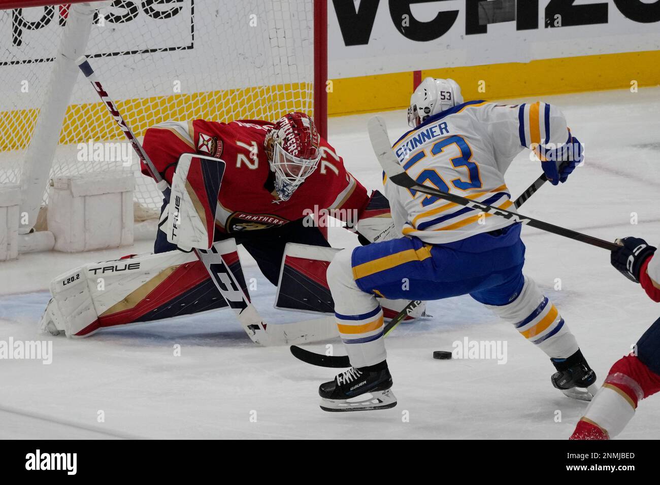 Florida Panthers goaltender Sergei Bobrovsky (72) defends a shot by ...