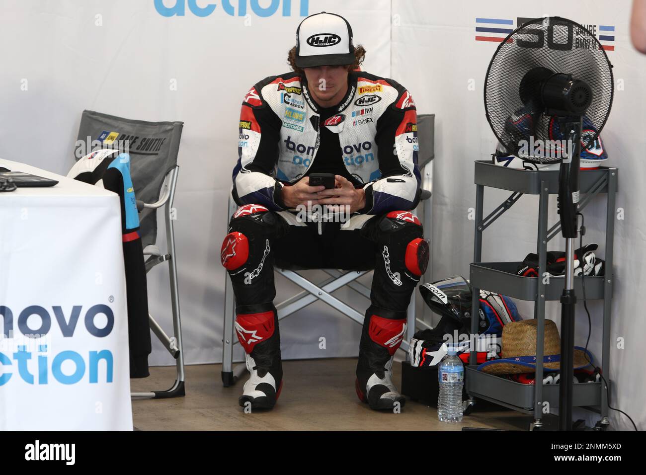 Victoria, Australie. 25th févr. 2023. Garrett Gerloff (USA) course pour Bonovo action BMW dans les fosses avant la troisième séance de la ronde australienne 2023 Grand Ridge du Championnat du monde de Superbike MOTUL FIM 2023 à Phillip Island, Australie le 25 février 2023 - image Credit: brett keating/Alay Live News Banque D'Images