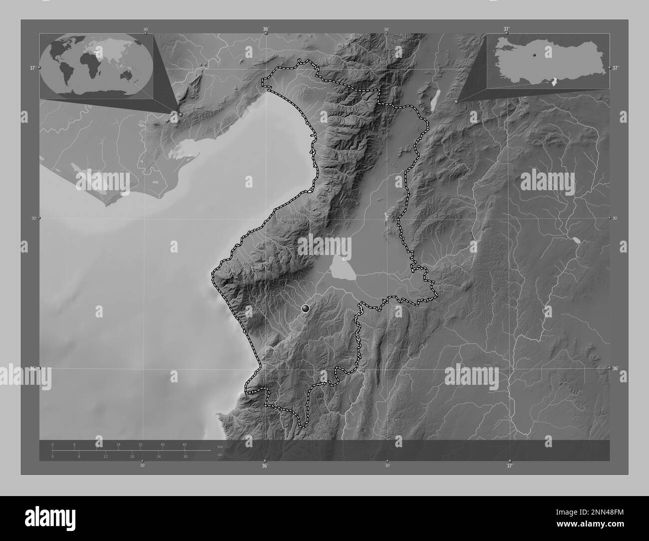 Hatay, province du Turkiye. Carte d'altitude en niveaux de gris avec lacs et rivières. Cartes d'emplacement auxiliaire d'angle Banque D'Images