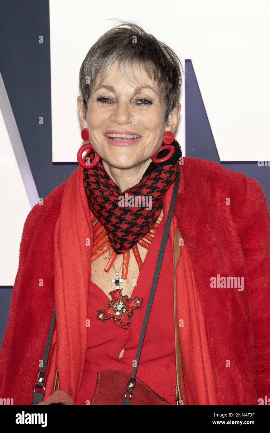 Isabelle Morini-Bosc arrive aux Cesar film Awards 48th à l'Olympia, sur