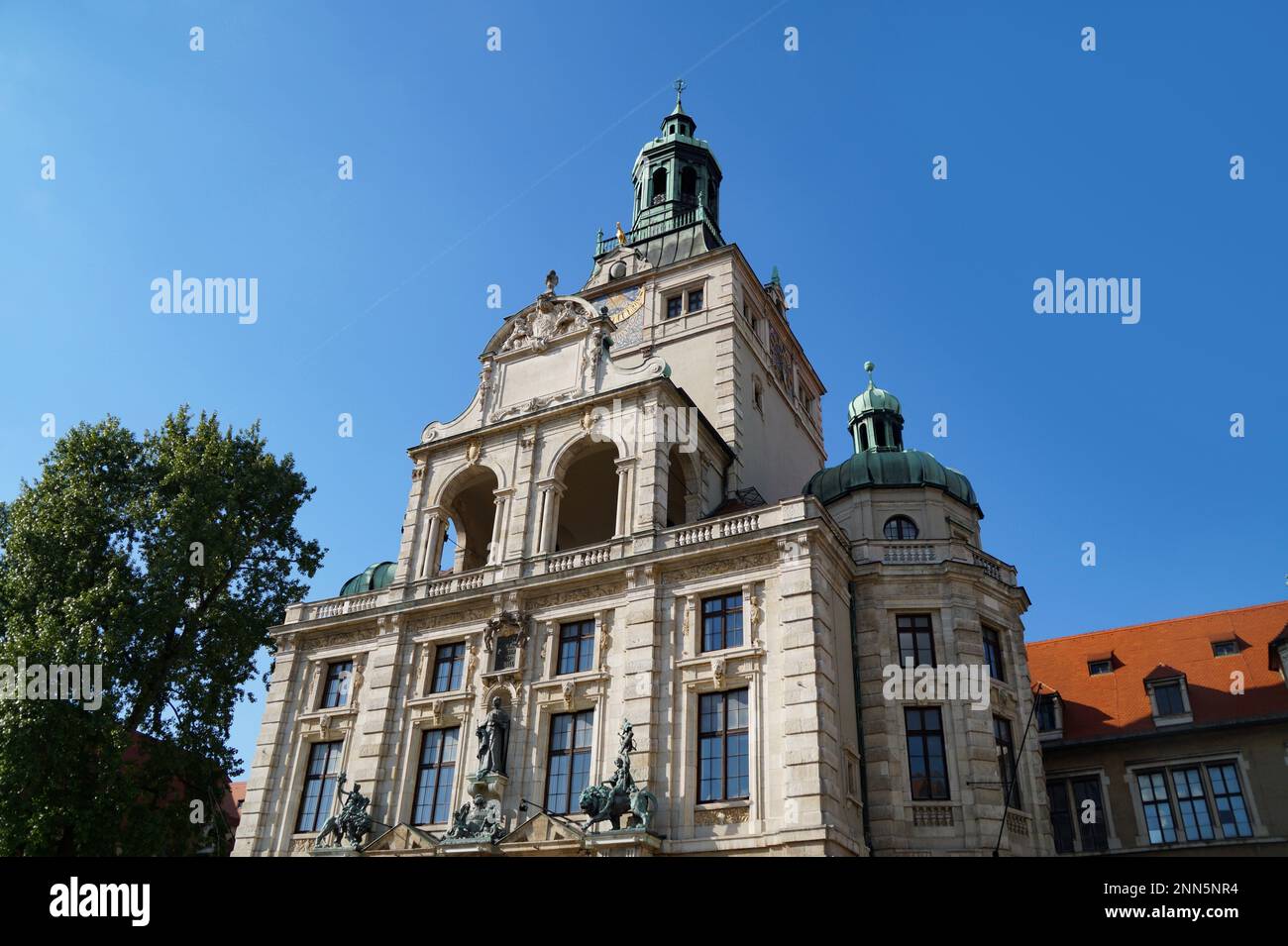 Le Musée national bavarois (Bayerisches Nationalmuseum) est l'un des plus importants musées d'arts décoratifs en Europe et l'un des plus grands musées d'art. Banque D'Images