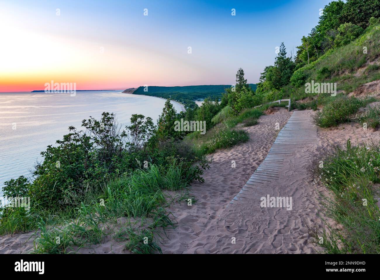 Empire Bluff surplombe le lac Michigan, Sleeping Bear Dunes National Lakeshore, Empire, Leelanau Co., Michigan Banque D'Images