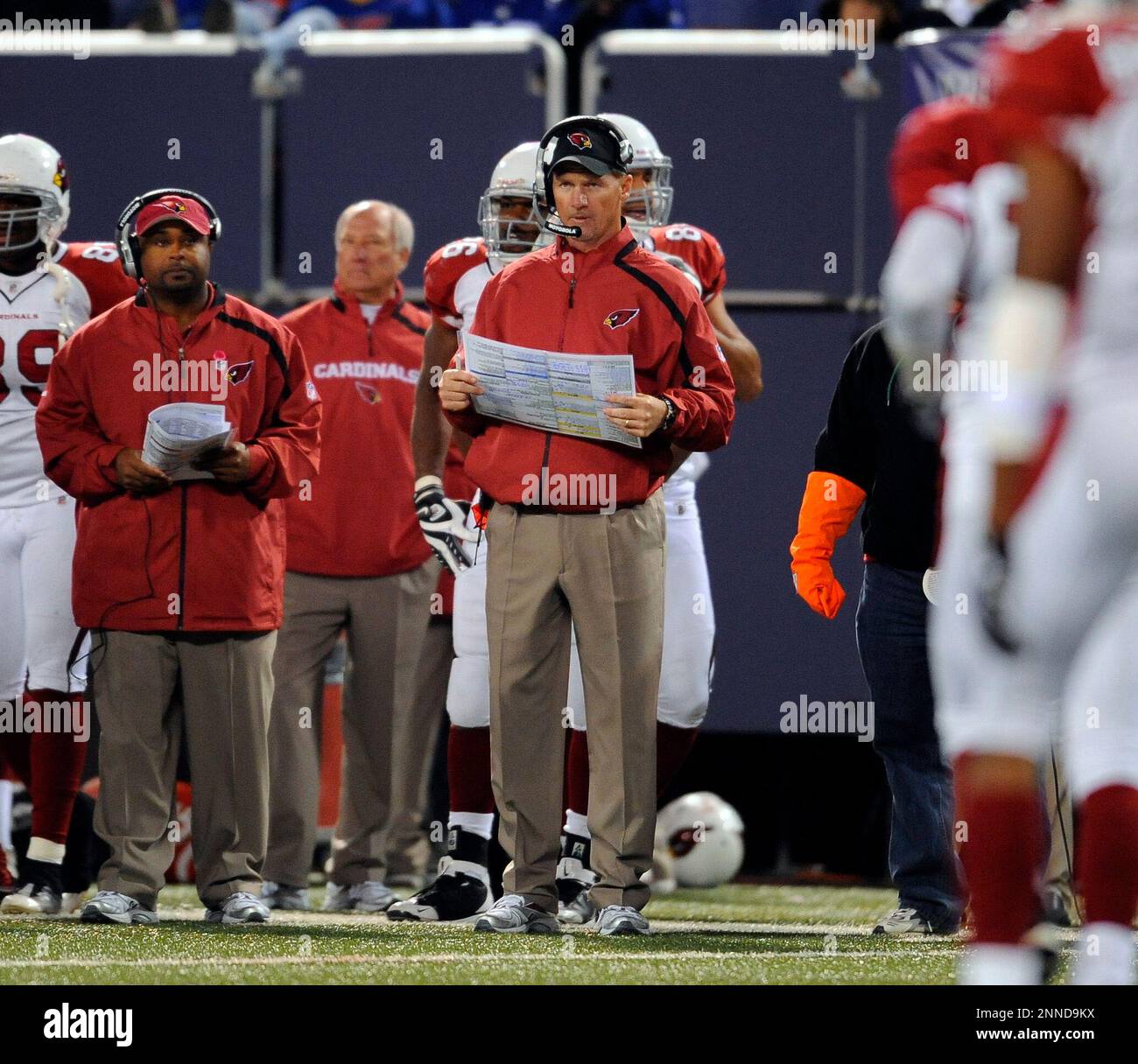 25 October 2009: Arizona Cardinals #54 line backer Gerald Hayes taunts the  crowd. The Arizona Cardinals defeated the New York Giants 24-17 at Giants  Stadium, East Rutherford, NJ. .Mandatory Credit - Anthony