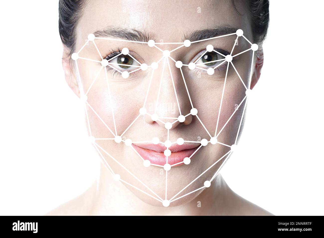 La détection de visage ou de superposition de la grille de reconnaissance faciale sur le visage de jeune femme belle - l'intelligence artificielle ou de l'identité ou technologie concept Banque D'Images