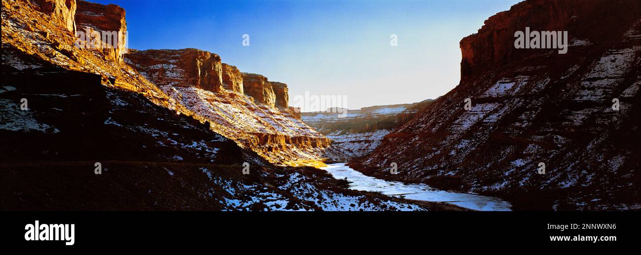 Paysage avec des formations de butte dans le désert, Moab, Utah, États-Unis Banque D'Images