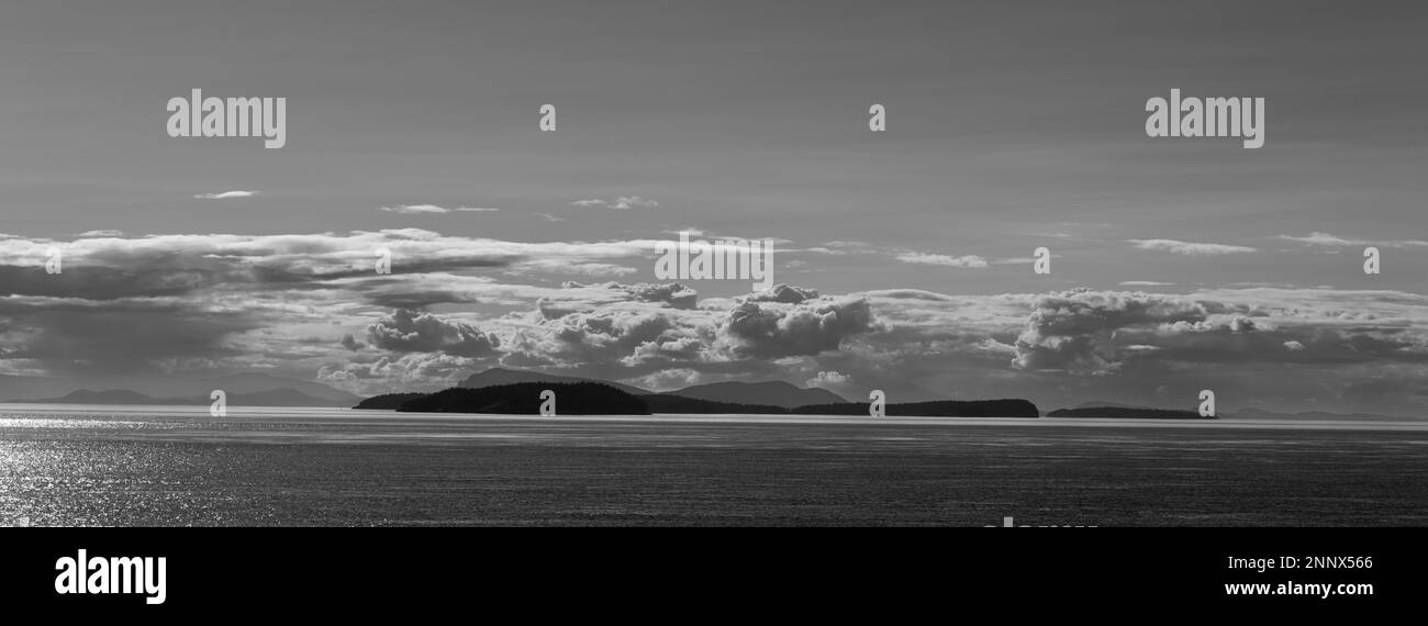 Paysage noir et blanc avec mer, San Juan, Nouveau-Mexique, Etats-Unis Banque D'Images