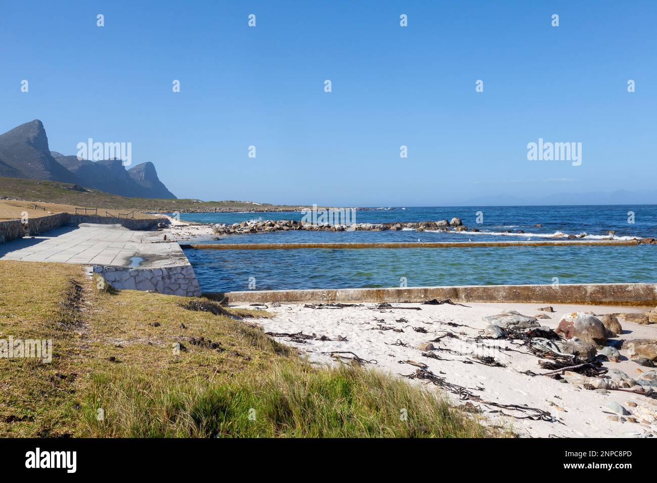 La piscine à marée et le site de pique-nique à Buffels Bay Beach, la réserve naturelle de Cape point, la péninsule du Cap, le Cap occidental, Afrique du Sud Banque D'Images