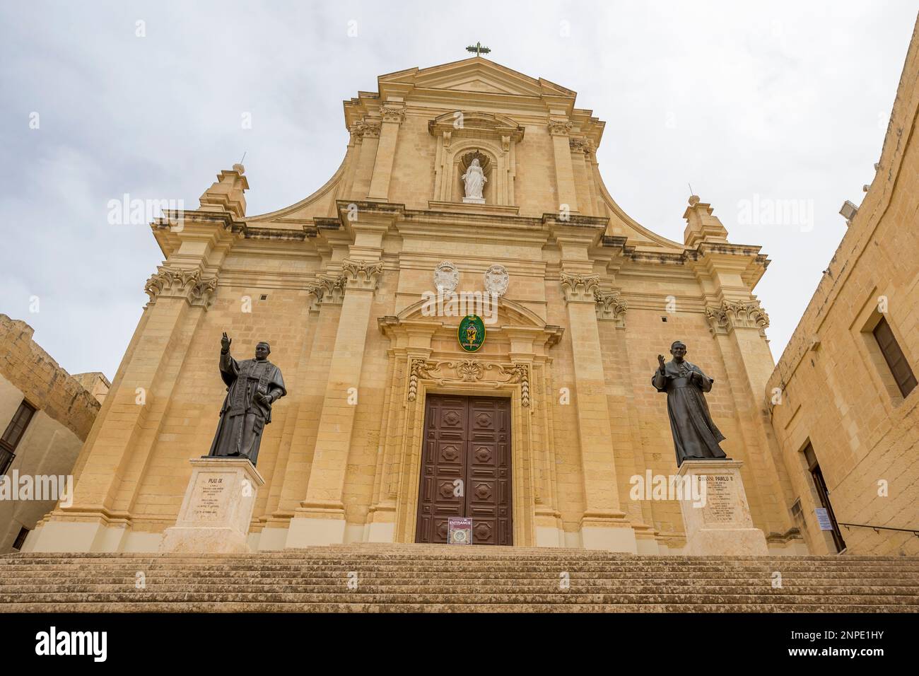 Cathédrale de l'Assomption vue à Victoria sur l'île de Gozo à Malte. Banque D'Images