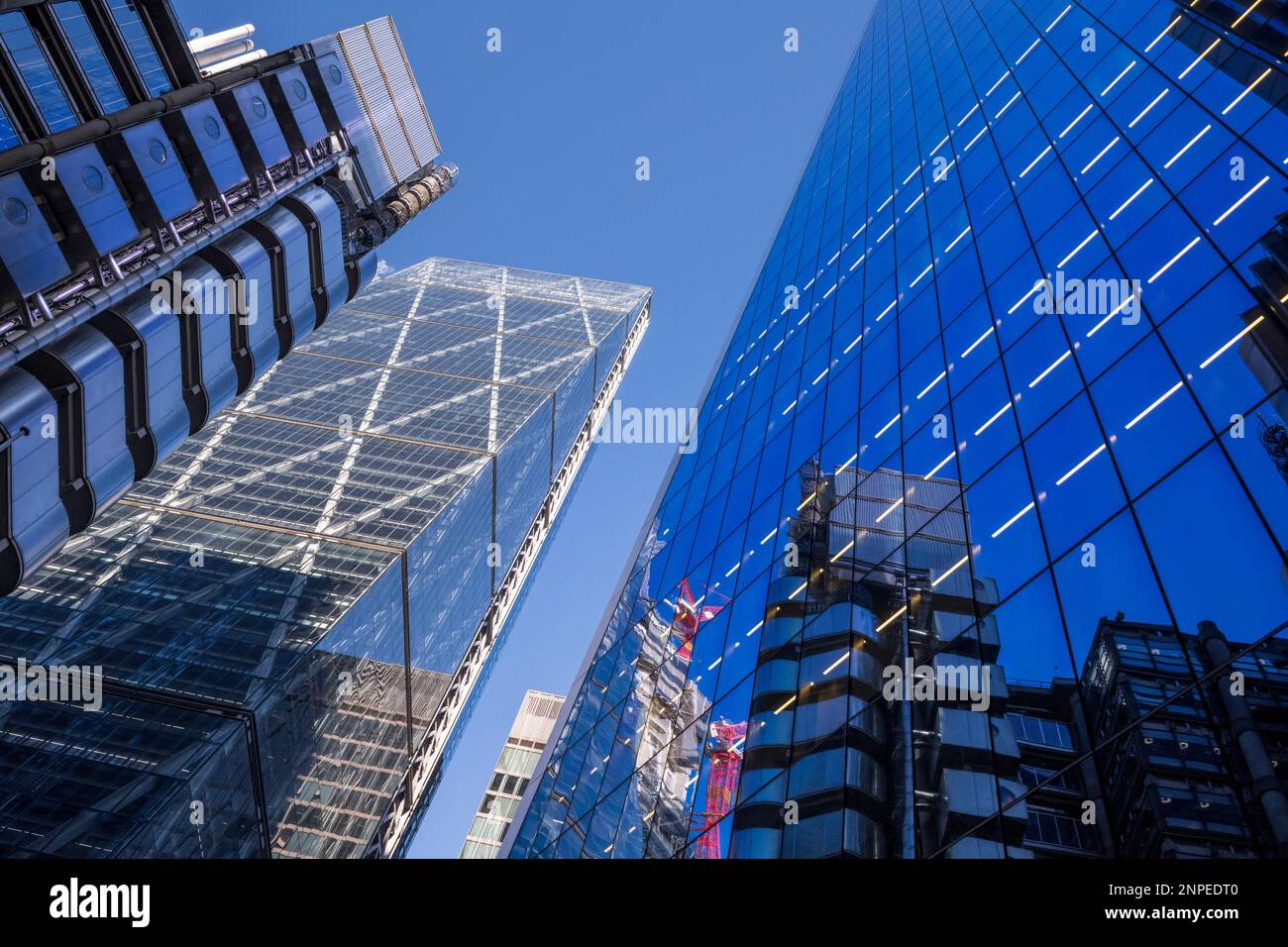 Lloyds Building et des immeubles de bureaux dans la City de Londres. Banque D'Images