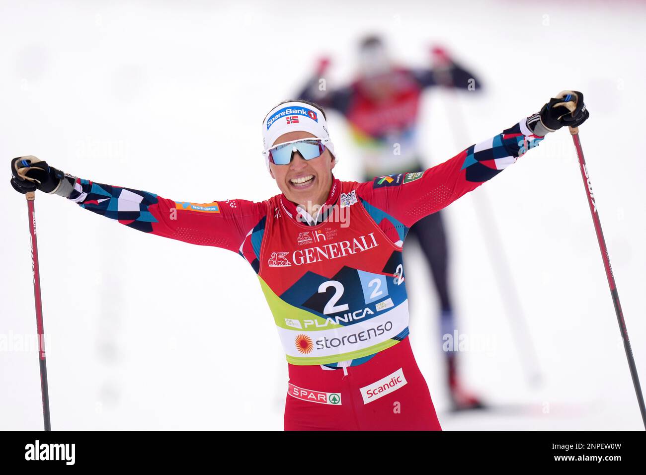 Second placed Tiril Udnes Weng of Norway crosses the finish line during the Women's Cross Country Team Sprint Free race at the Nordic World Championships in Planica, Slovenia, Sunday, Feb. 26, 2023. (AP Photo/Matthias Schrader) Banque D'Images