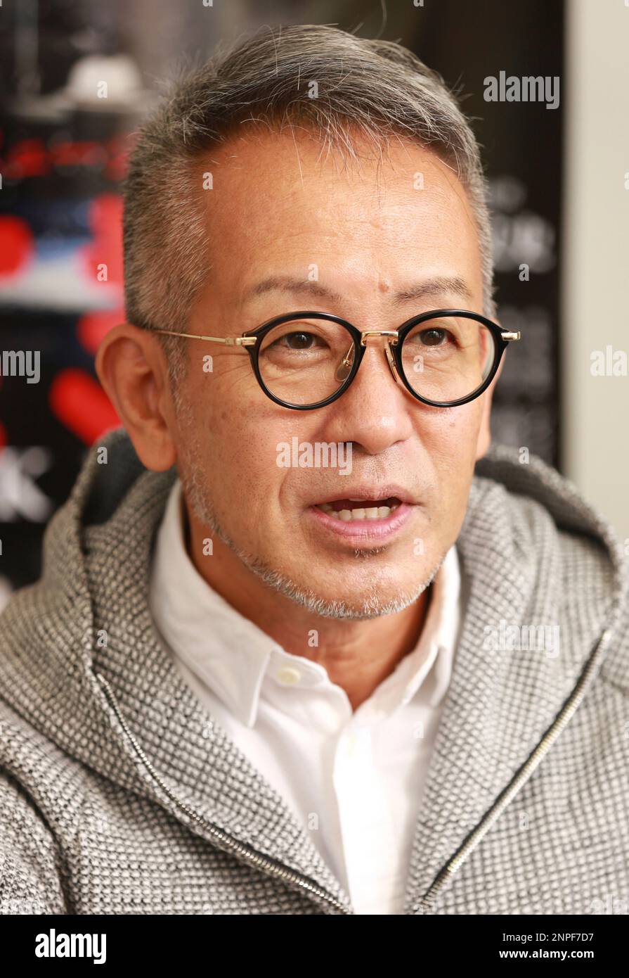 Japanese director and Artistic Director Amon Miyamoto speaks during an interview in Tokyo on Sep. 27, 2020. Miyamoto directs musical, straight play, opera, kabuki and others. ( The Yomiuri Shimbun via AP Images ) Banque D'Images