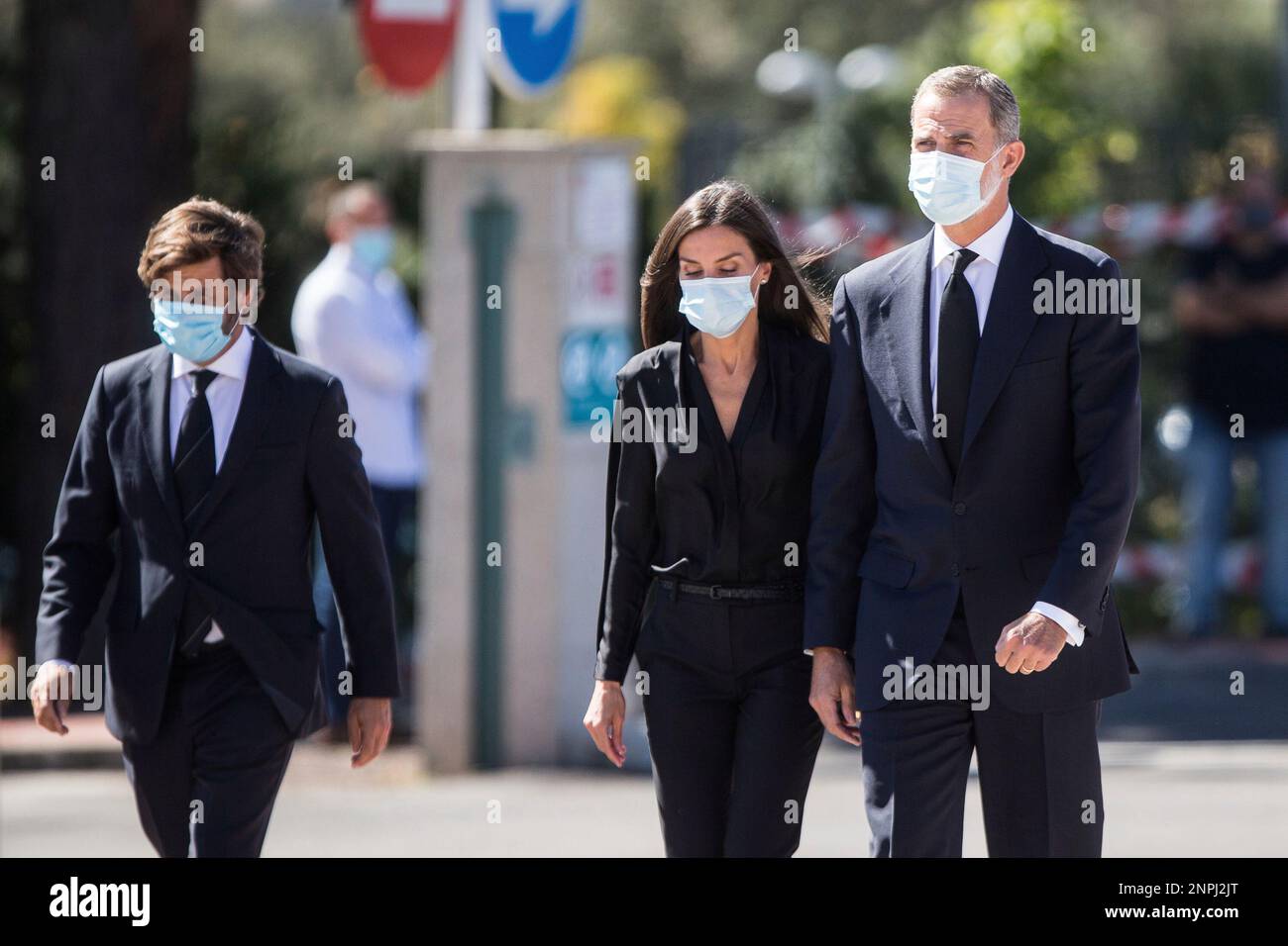 The King and Queen of Spain, Don Felipe and Doña Letizia, on their arrival at the funeral of Jaime Carvajal, husband of Xandra Falco and son-in-law of the Marquis of Grinon, in the Cementerio de la Paz, in Alcobendas, Madrid (Spain), on September 4, 2020. Joaquin Corchero / AFP7 / Europa 09/04/2020 (Europa Press via AP) Banque D'Images