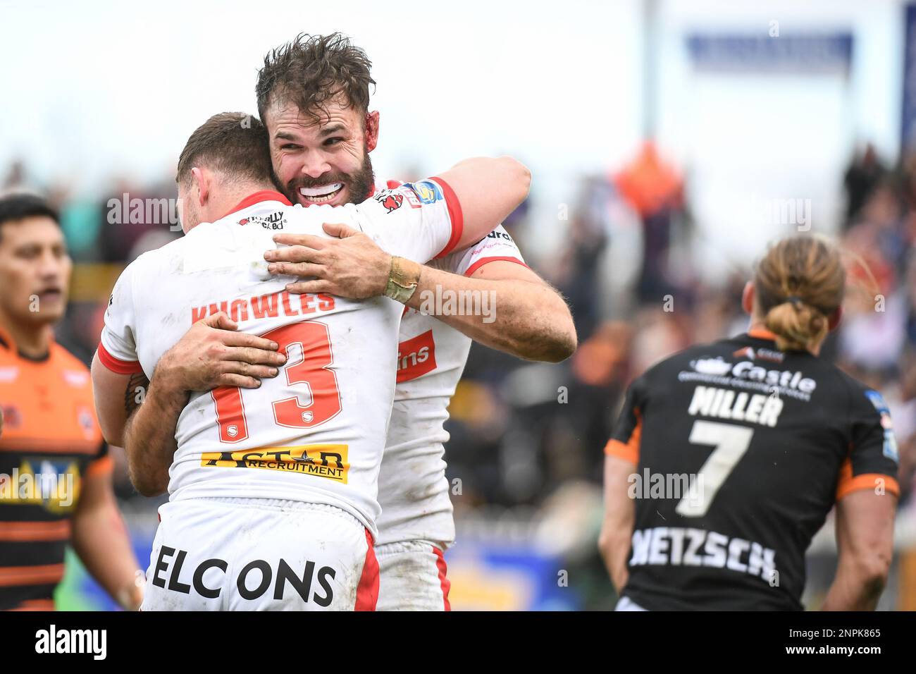 Castleford, Angleterre -26th février 2023 - Alex Walmsley, de St Helens, célèbre le Try. Rugby League Betfred Super League Round Two, Castleford Tigers vs St. Helens au stade Mend-A-Hose, Castleford, Royaume-Uni Banque D'Images