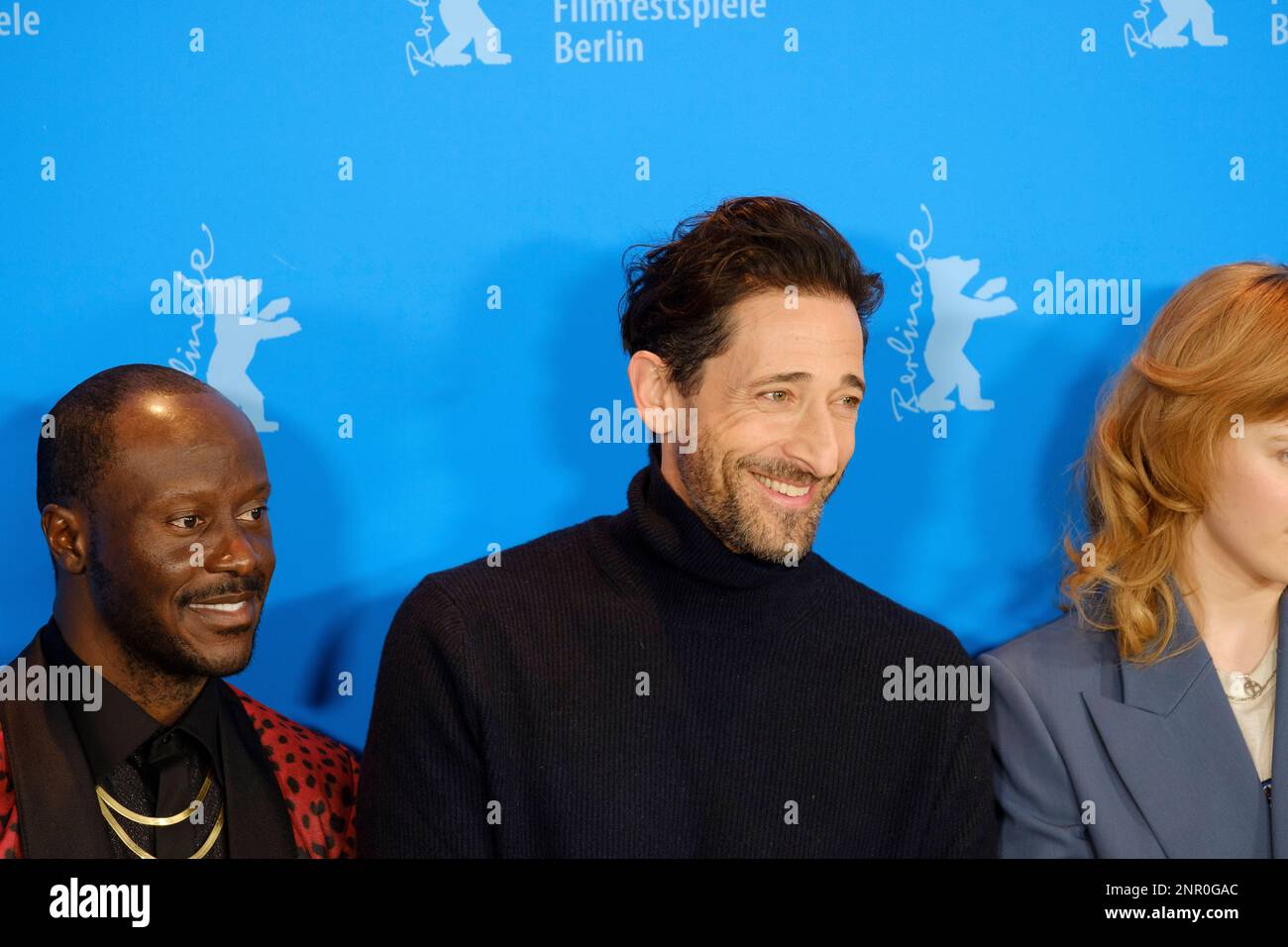 (De gauche à droite) Sallieu Sesay, acteur Sierra-léonais, Adrien Brody, actrice australienne Odessa Young, réalisateur sud-africain John Trengove, acteur américain Banque D'Images