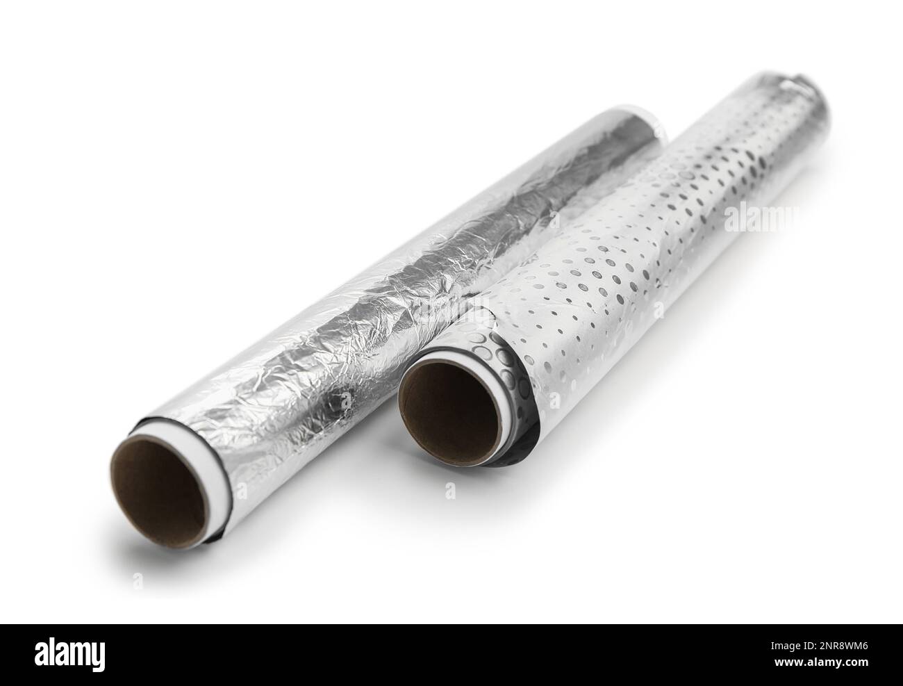 Rouleaux de papier d'aluminium sur fond blanc Banque D'Images