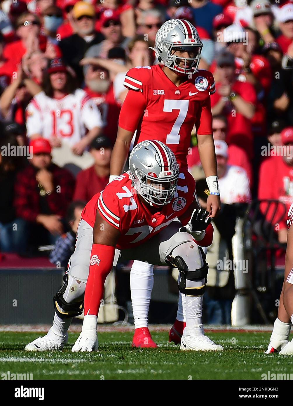 (PHOTOS DU FICHIER).l'ancien buckeye offensif de l'État de l'Ohio (77) Paris Johnson Jr., qui devrait faire partie du Top 10 de la NFL Draft 2023, également photographié avec l'ancien quarterback de Buckees (7) CJ Stroud, ici il est photographié sur 1 janvier 2022 contre les Utah Utes pendant le Rose Bowl. Le projet NFL 2023 aura lieu à Kansas City sur 27 avril 2023.(crédit obligatoire : José Marin/MarinMedia.org/CSM) (photographe complet absolu et crédits requis) Banque D'Images