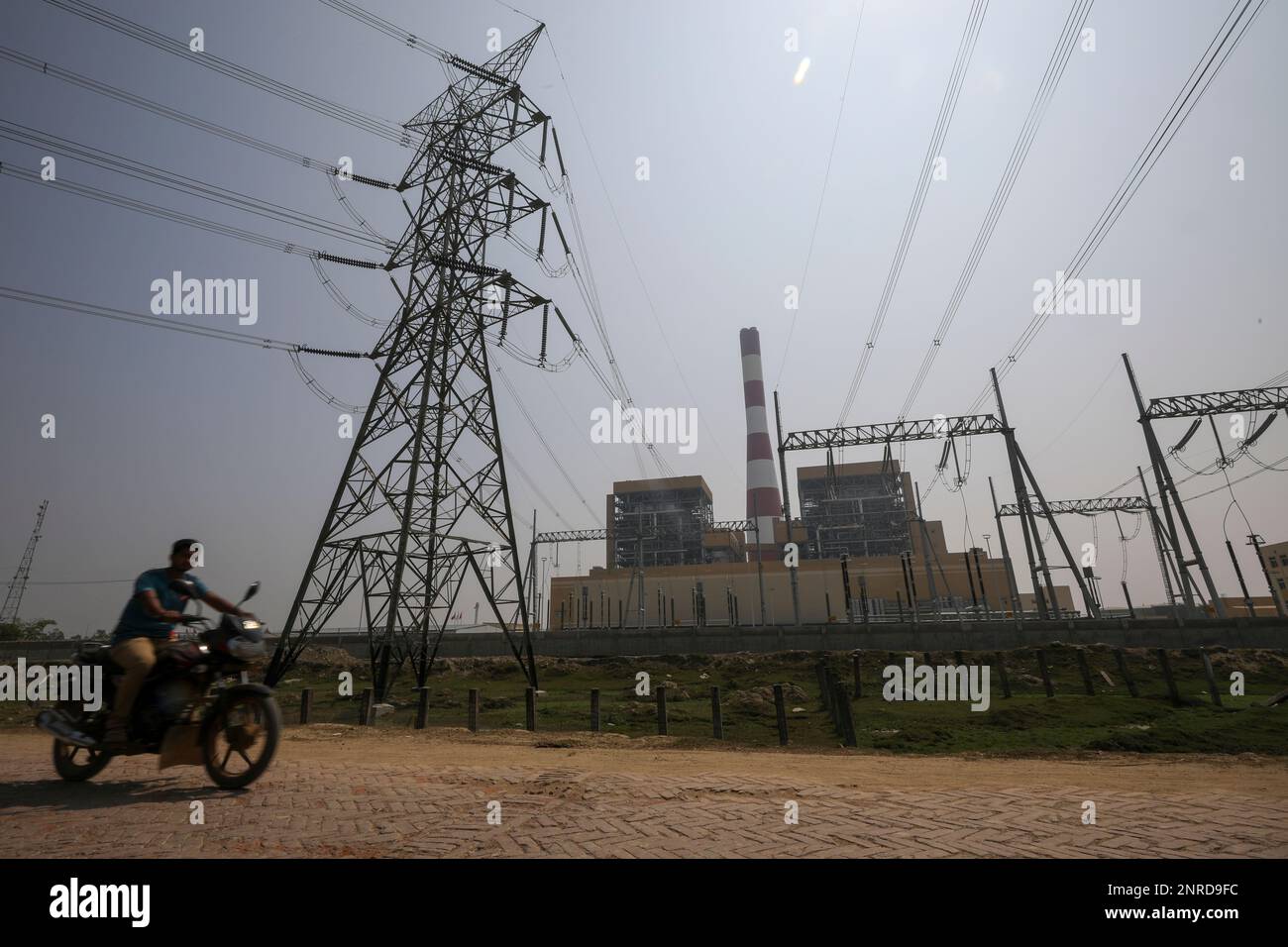 26 février 2023, Chattogram, Bangladesh État actuel de la centrale électrique SS à charbon de 1 224 mégawatts. Banque D'Images