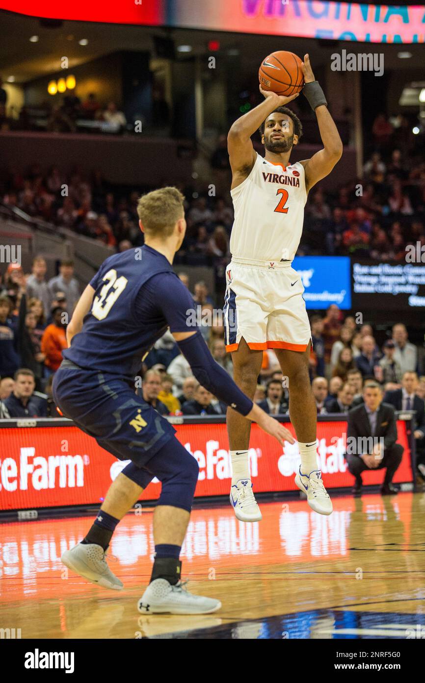 December 29, 2019: Virginia Cavaliers guard Braxton Key (2) shoots a jump shot during NCAA basketball action between the Navy Midshipmen and the Virginia Cavaliers at John Paul Jones Arena Charlottesville, VA. Jonathan Huff/CSM.(Credit Image: © Jonathan Huff/CSM via ZUMA Wire) (Cal Sport Media via AP Images) Banque D'Images